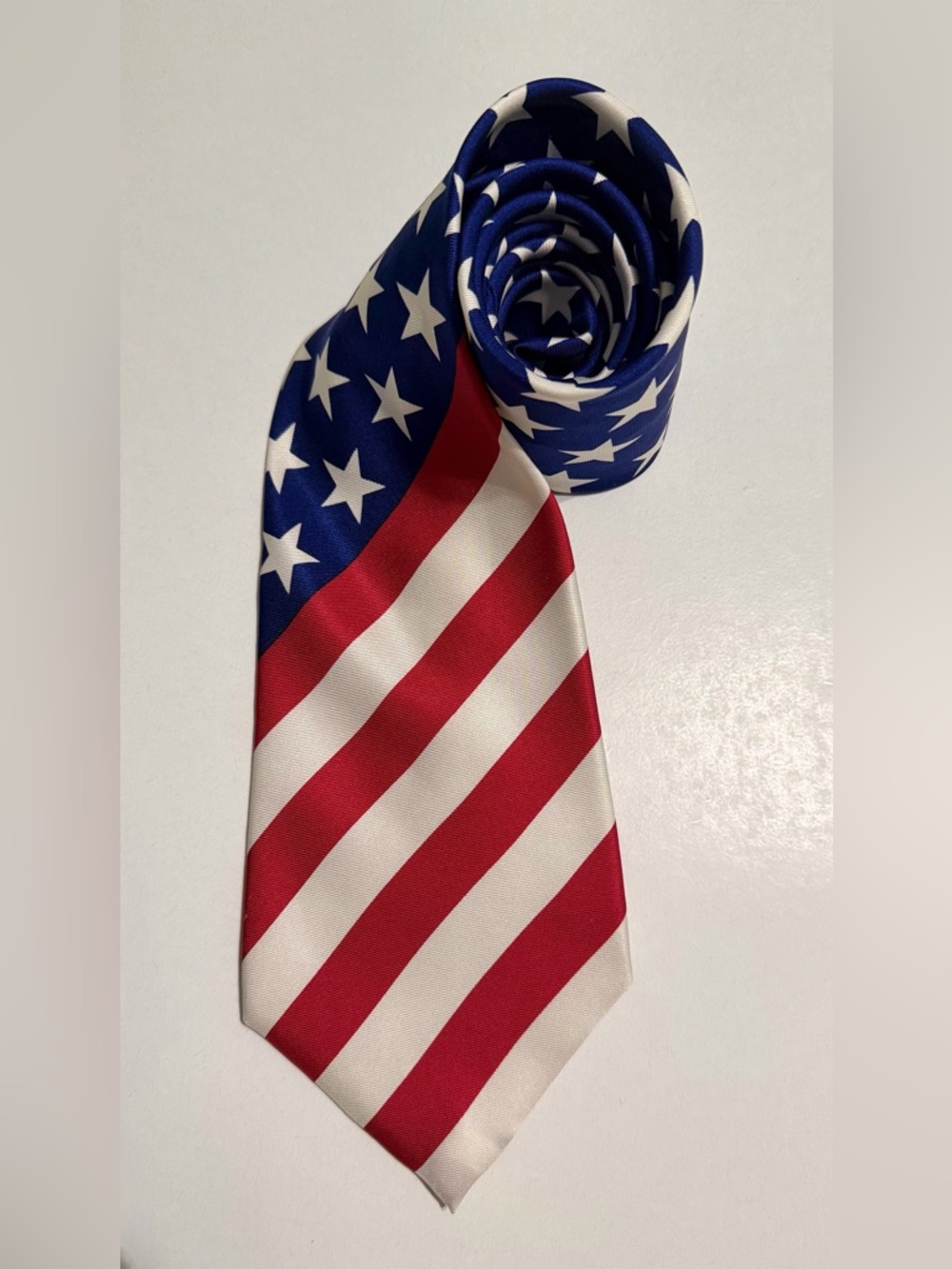 American Flag Pattern Men's Tie - Blue, Red & White patriotic. 58"